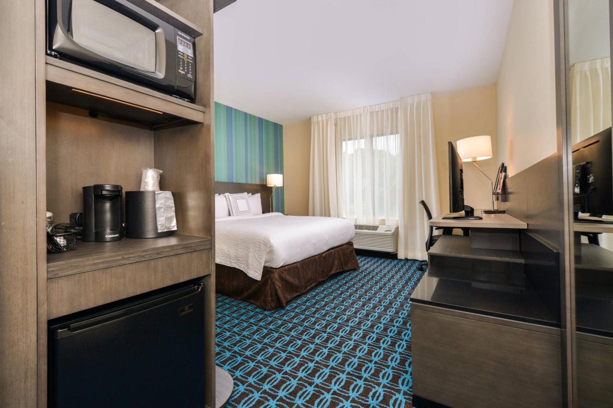 Fairfield Inn & Suites By Marriott Raleigh Cary Exterior photo